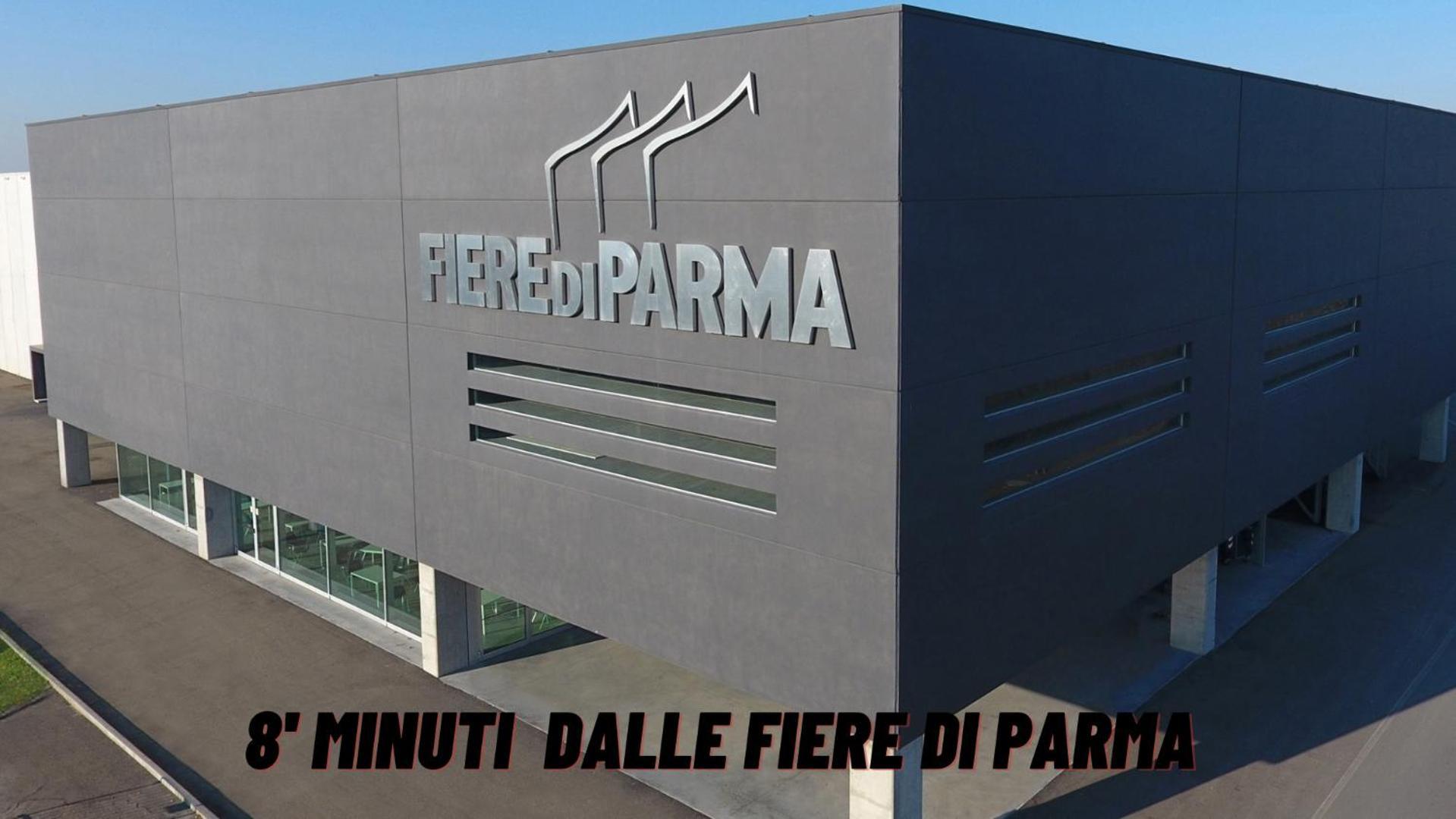 350 M Da Ospedale Maggiore L Parcheggio Prive L Rooms Parma Esterno foto