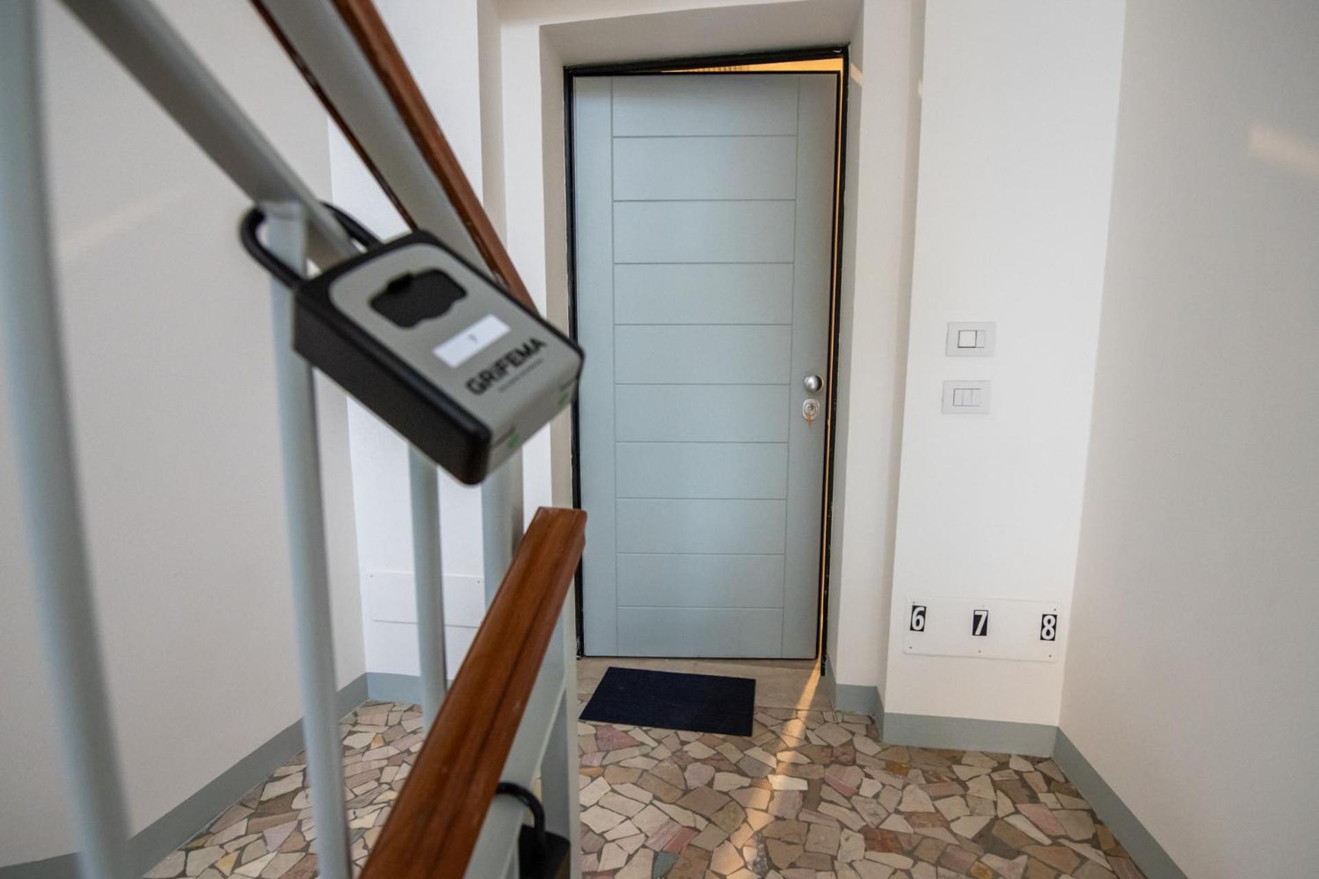 350 M Da Ospedale Maggiore L Parcheggio Prive L Rooms Parma Esterno foto