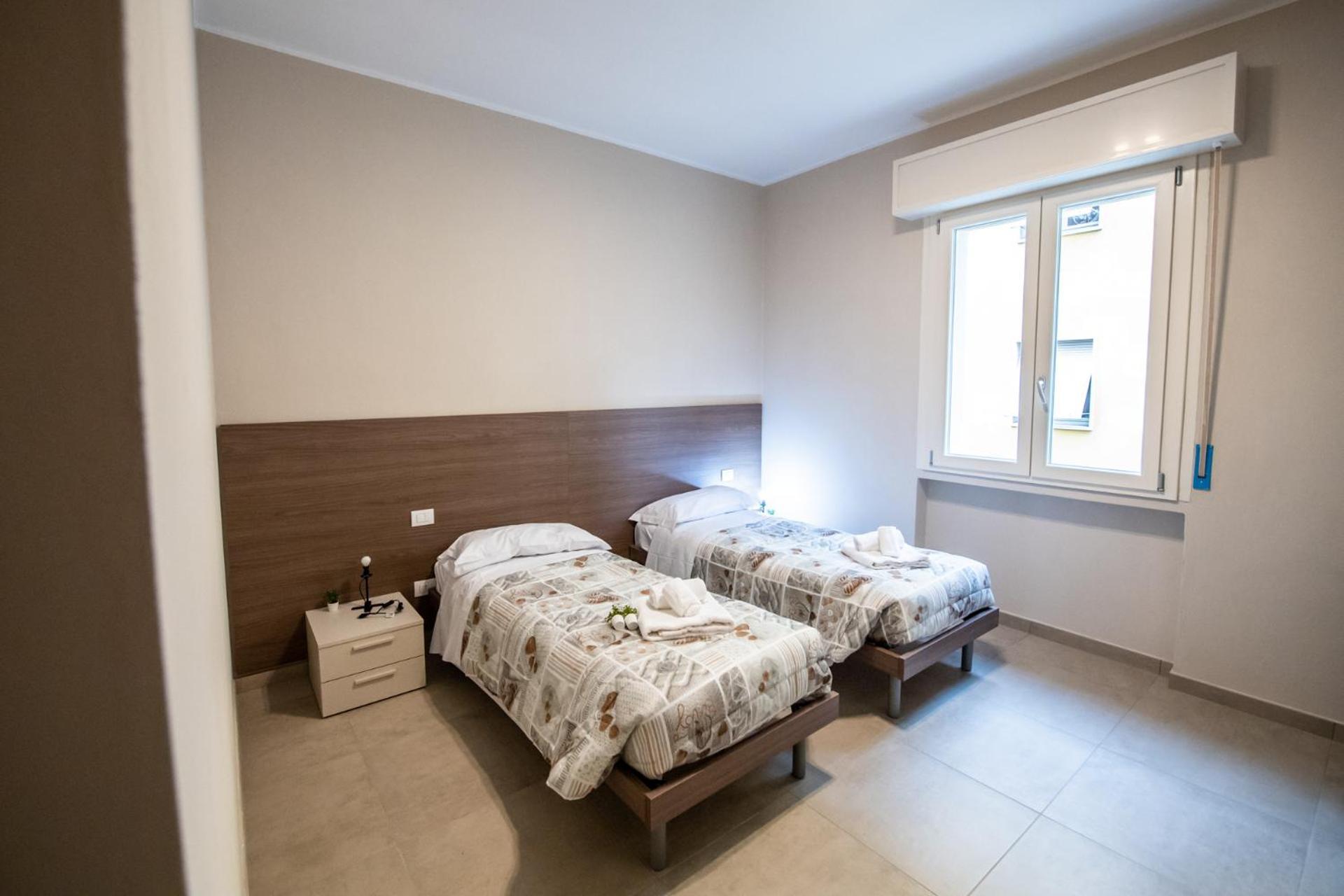 350 M Da Ospedale Maggiore L Parcheggio Prive L Rooms Parma Esterno foto
