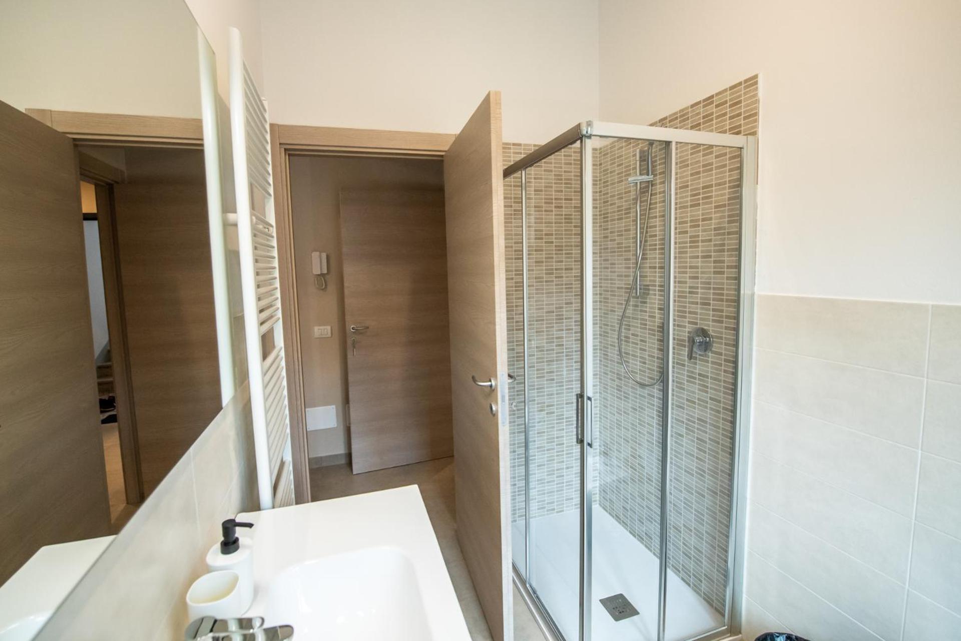 350 M Da Ospedale Maggiore L Parcheggio Prive L Rooms Parma Esterno foto