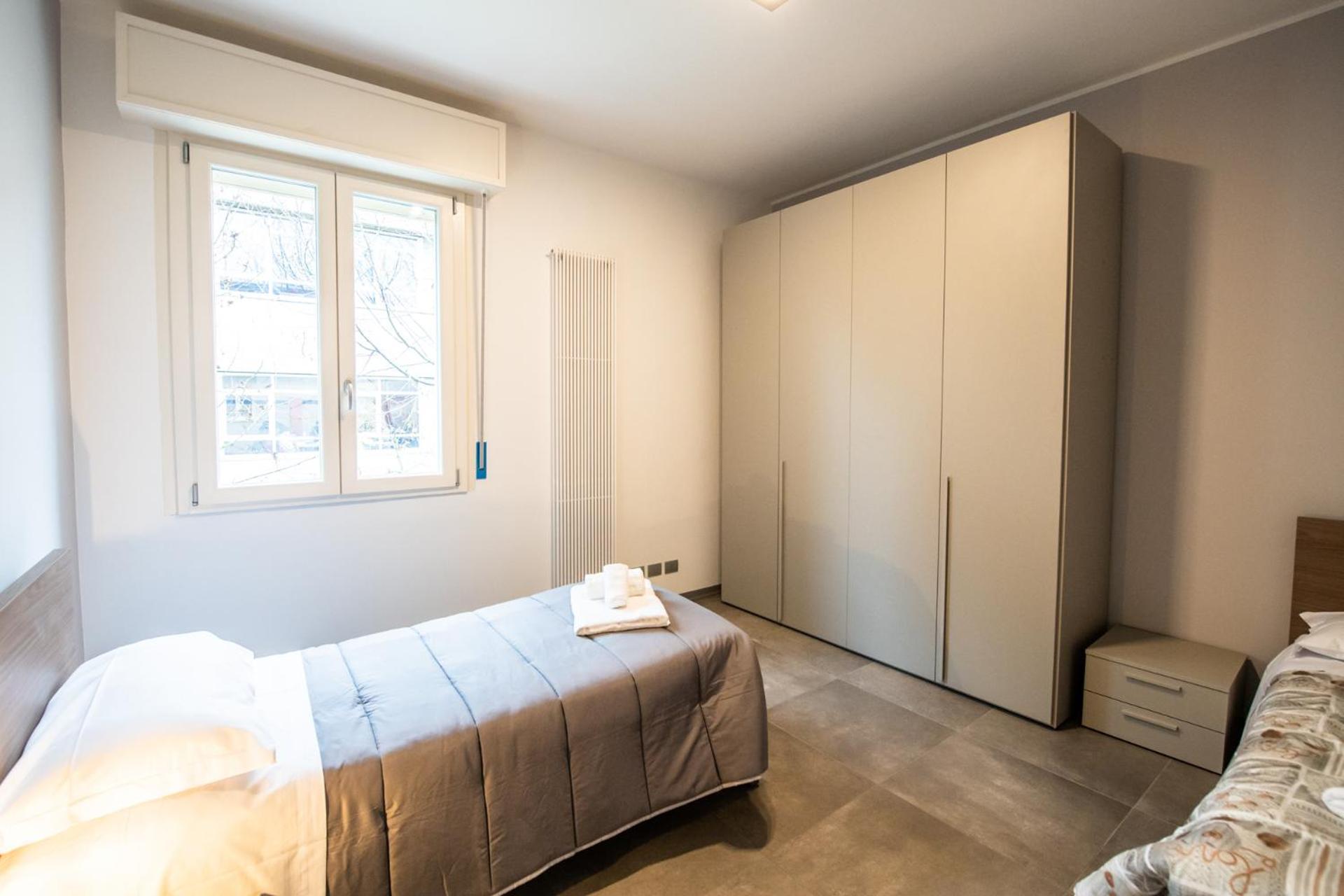 350 M Da Ospedale Maggiore L Parcheggio Prive L Rooms Parma Esterno foto