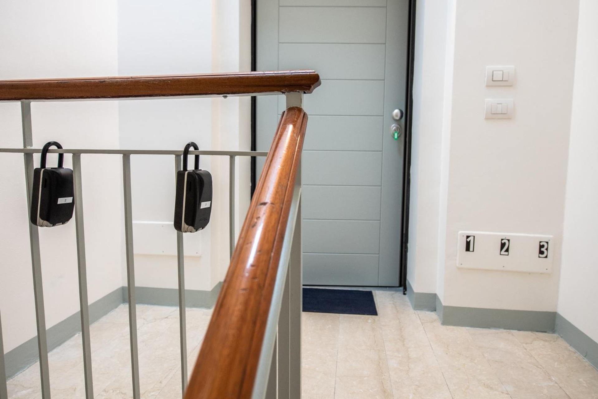 350 M Da Ospedale Maggiore L Parcheggio Prive L Rooms Parma Esterno foto